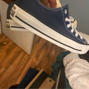 BRAND NEW NEVER WORN CONVERSE ALL STAR MENS SIZE 6 WOMENS SIZE 8
